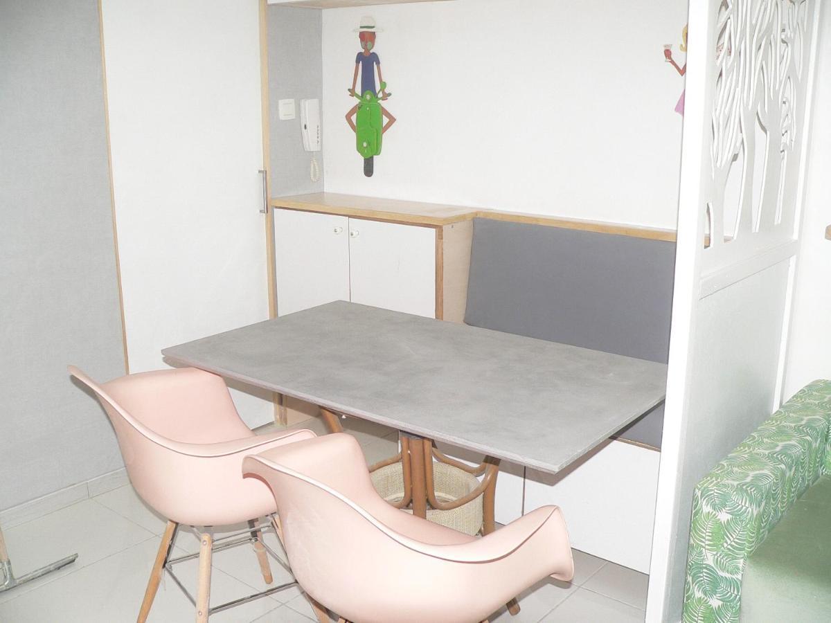 Liege Centre 6 Rue Montagne Sainte Walburge, 4000 Liege, Pour 2 Pers A 3 Minutes De La Gare St Lambert Διαμέρισμα Εξωτερικό φωτογραφία
